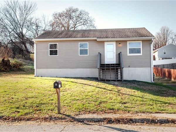 1109 Oak Street, Atchison, KS 66002