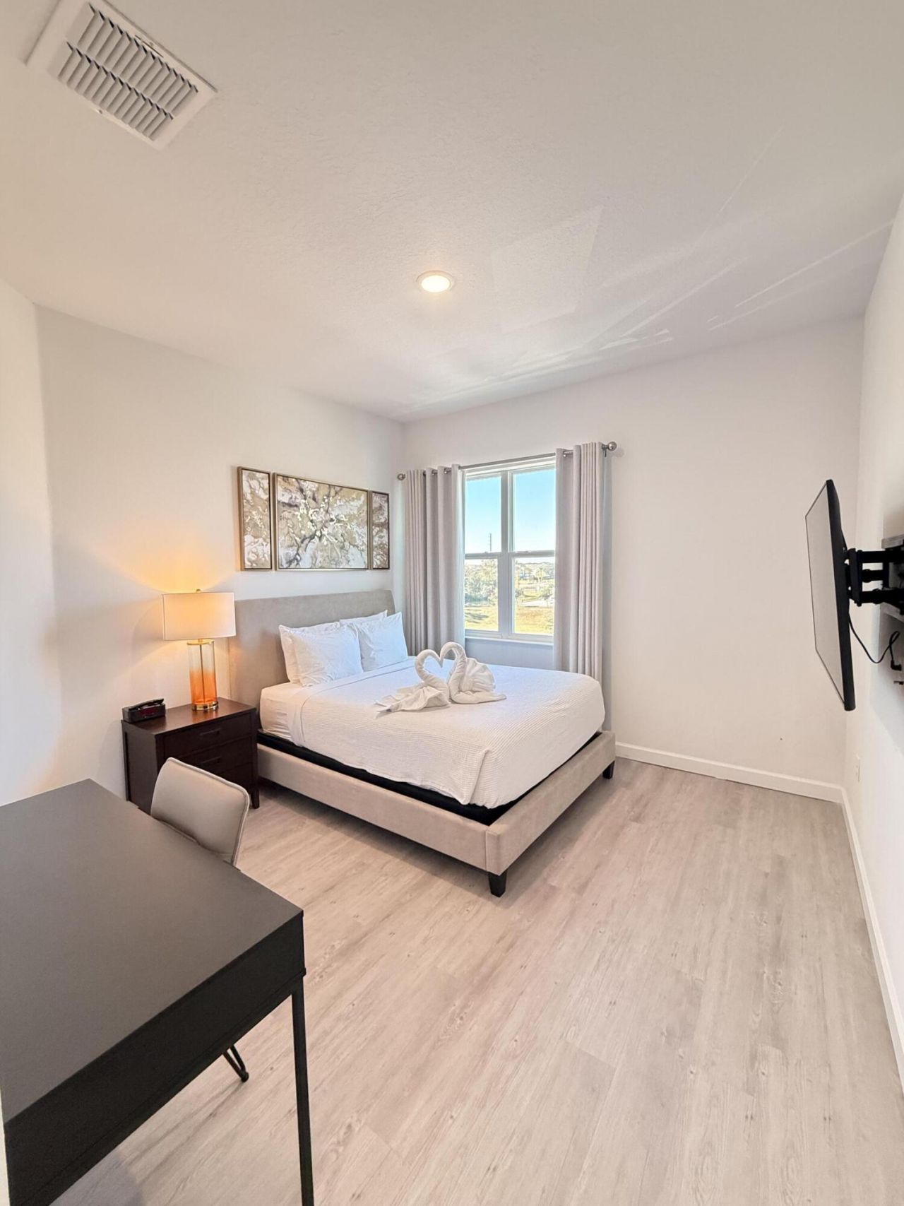 657 Trikomo Drive, Davenport, FL 33896 Photo