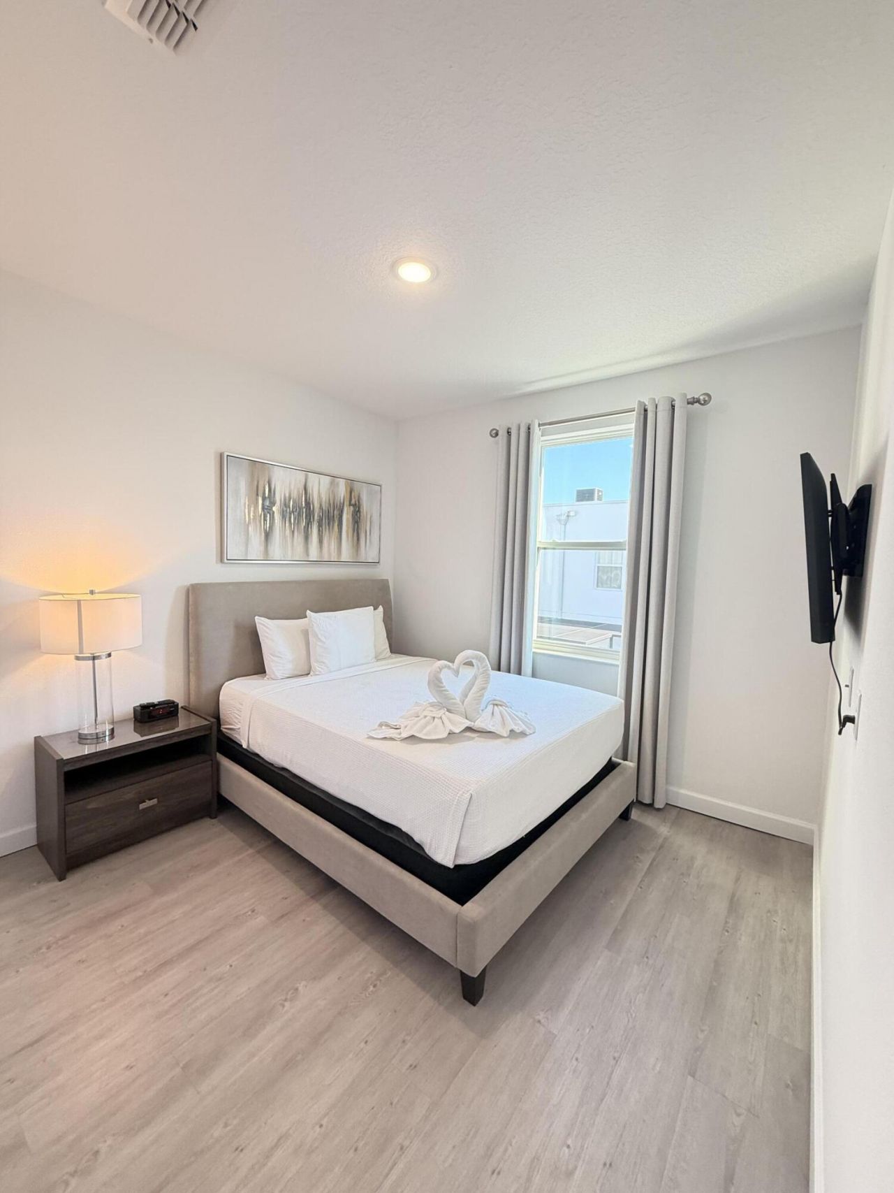 657 Trikomo Drive, Davenport, FL 33896 Photo