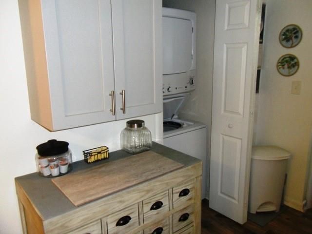 9440 Meadowood Drive, Unit 205, Fort Pierce, FL 34951 Photo