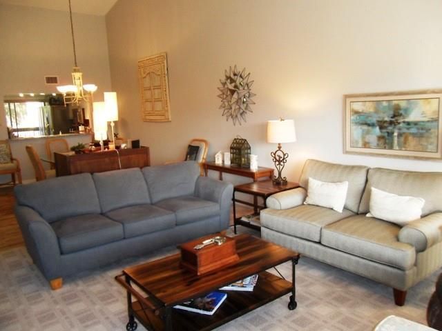 9440 Meadowood Drive, Unit 205, Fort Pierce, FL 34951 Photo