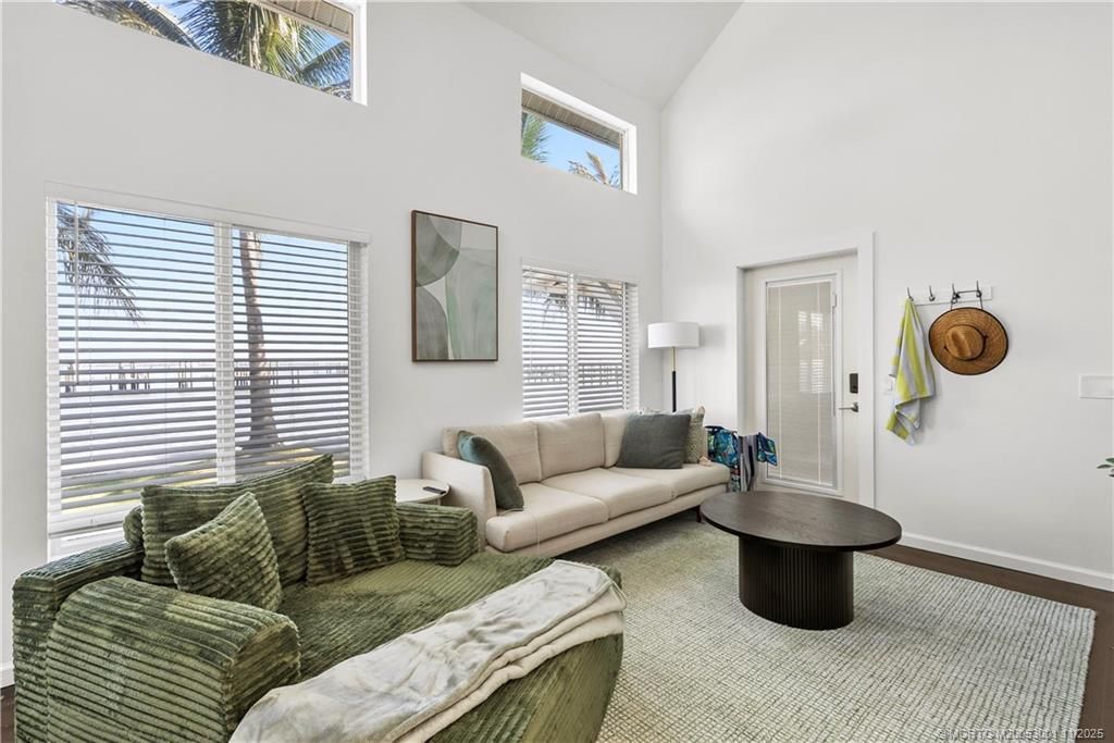 2725 NE Indian River Drive, Jensen Beach, FL 34957 Photo