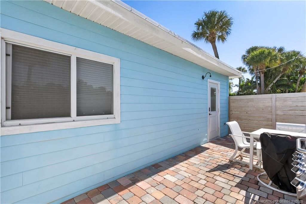 2725 NE Indian River Drive, Jensen Beach, FL 34957 Photo