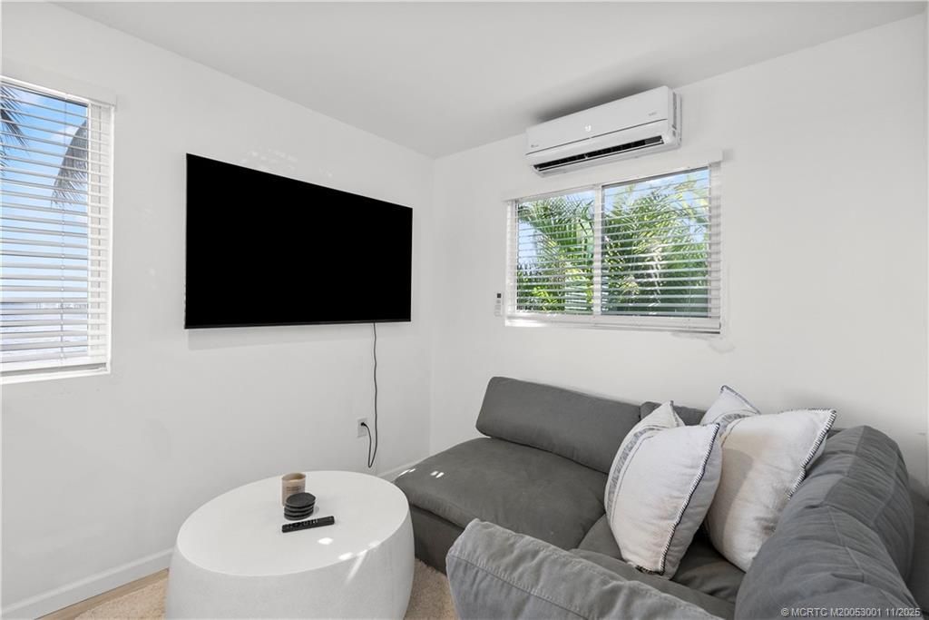 2725 NE Indian River Drive, Jensen Beach, FL 34957 Photo