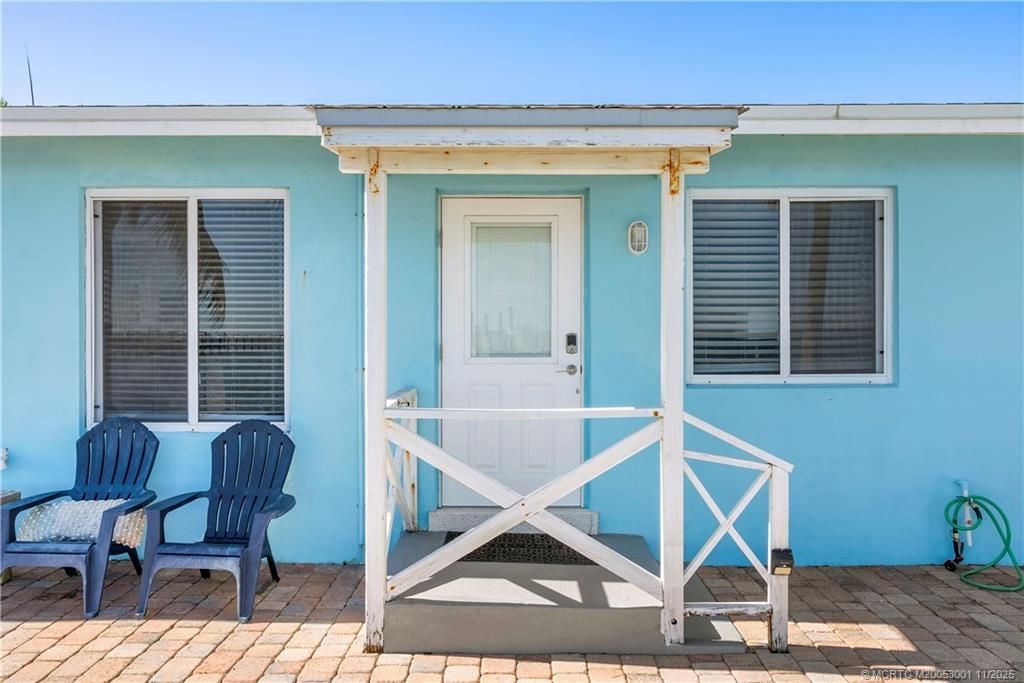 2725 NE Indian River Drive, Jensen Beach, FL 34957 Photo