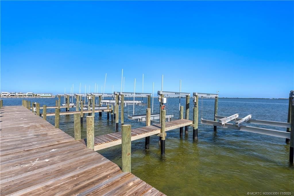 2725 NE Indian River Drive, Jensen Beach, FL 34957 Photo