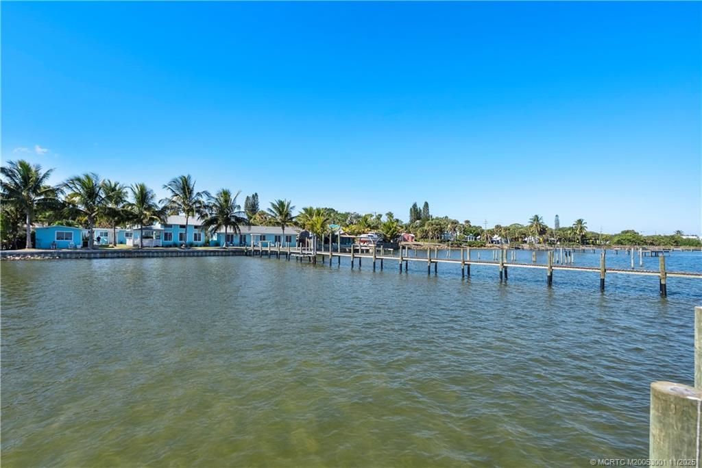 2725 NE Indian River Drive, Jensen Beach, FL 34957 Photo