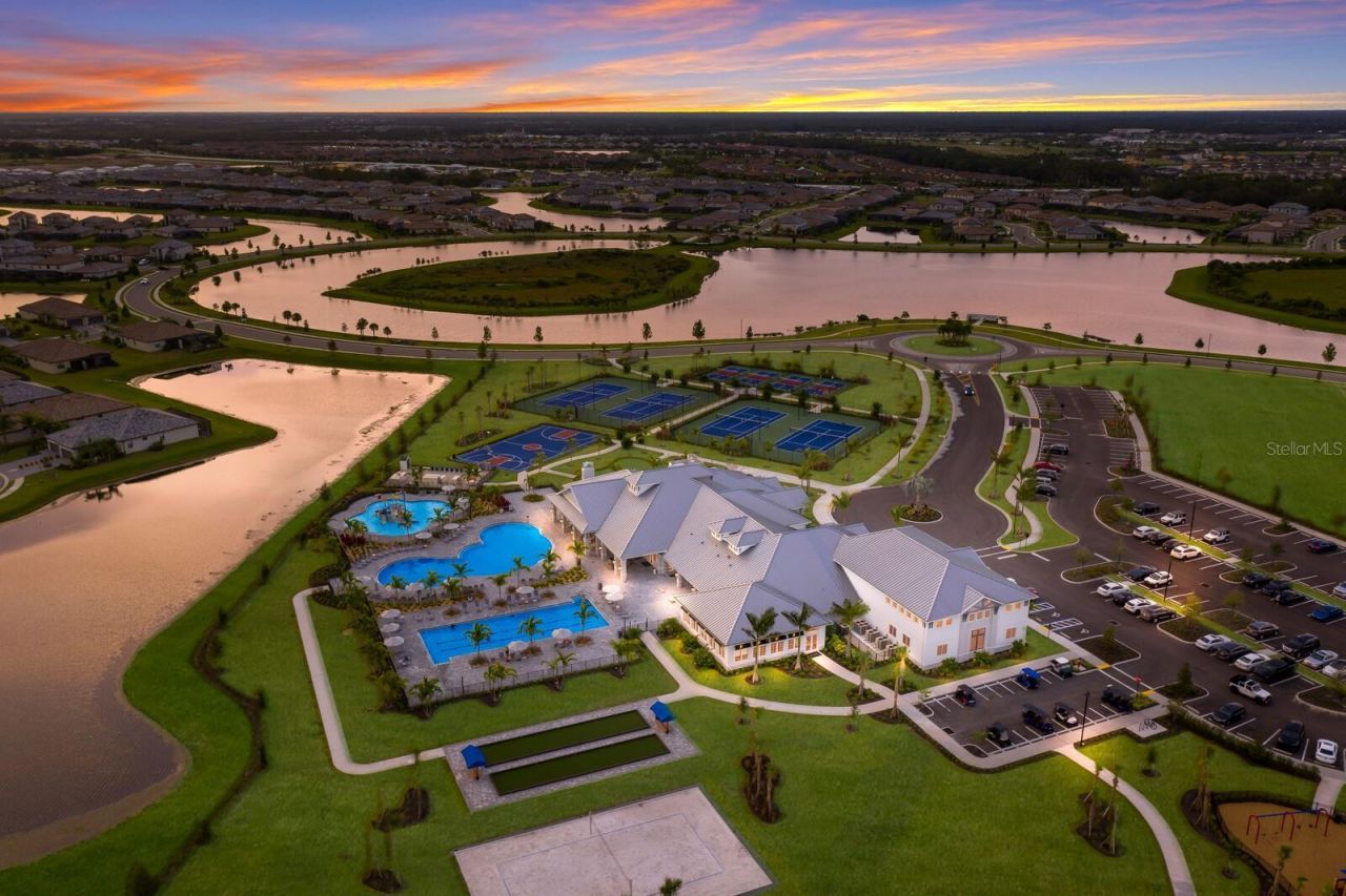 16333 Tradewind Terrace, Bradenton, FL 34211 Photo