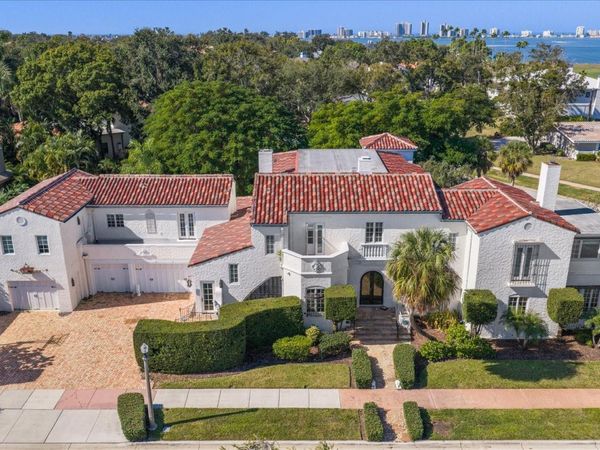 1102 PALM VIEW AVENUE, BELLEAIR, FL 33756