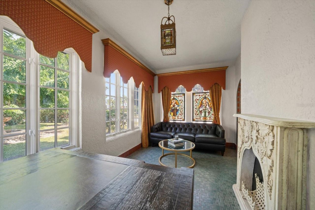 1102 Palm View Avenue, Belleair, FL 33756 Photo