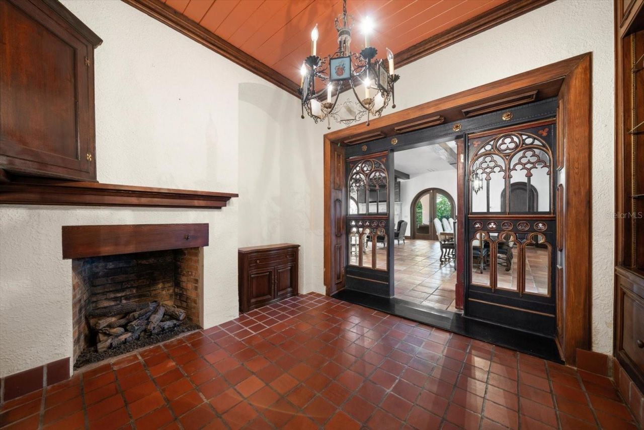 1102 Palm View Avenue, Belleair, FL 33756 Photo