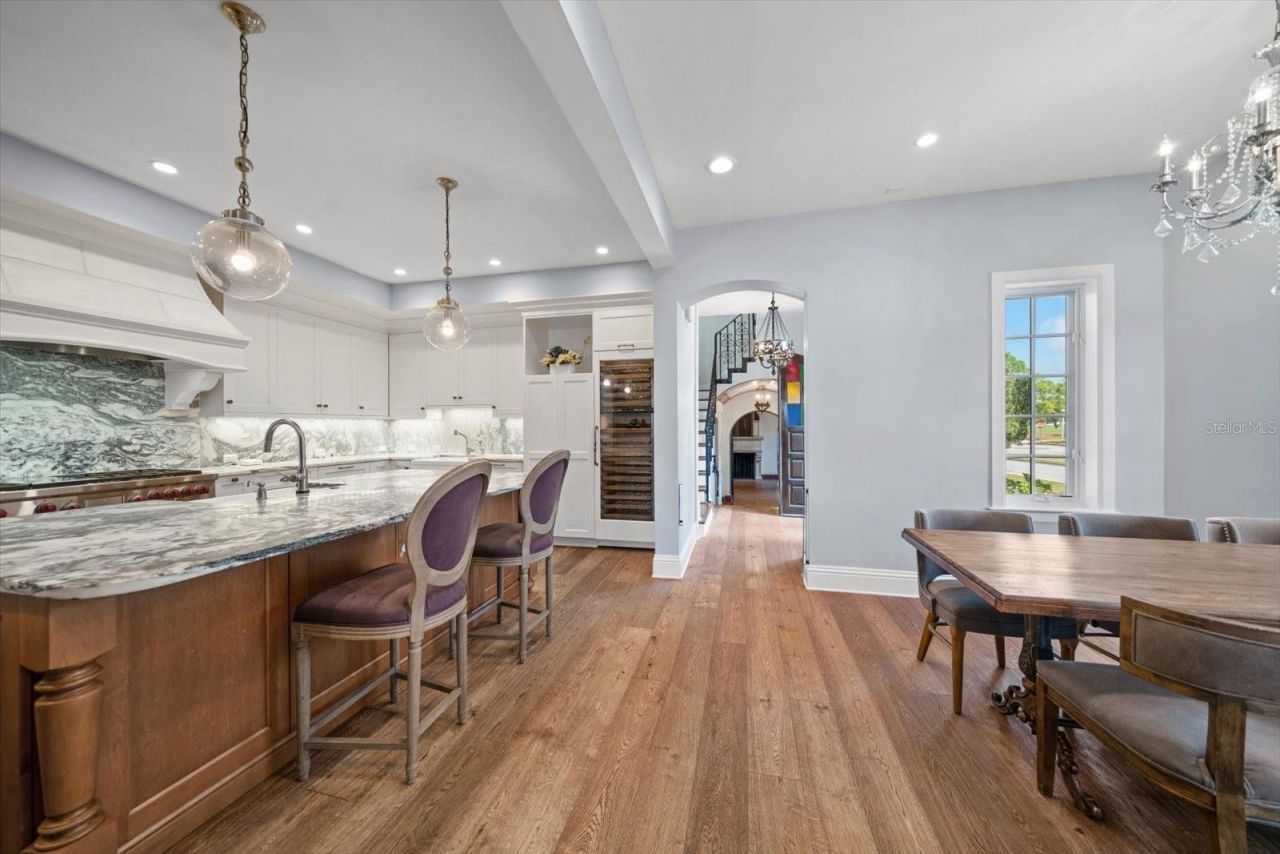 1102 Palm View Avenue, Belleair, FL 33756 Photo