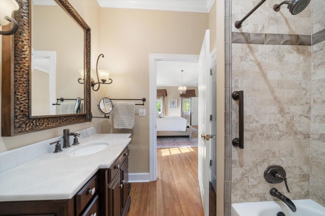 1102 Palm View Avenue, Belleair, FL 33756 Photo