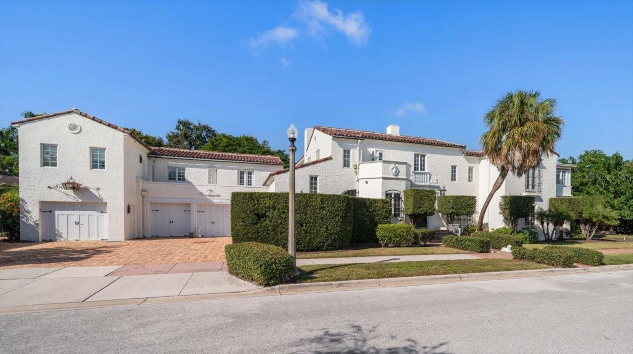 1102 Palm View Avenue, Belleair, FL 33756 Photo