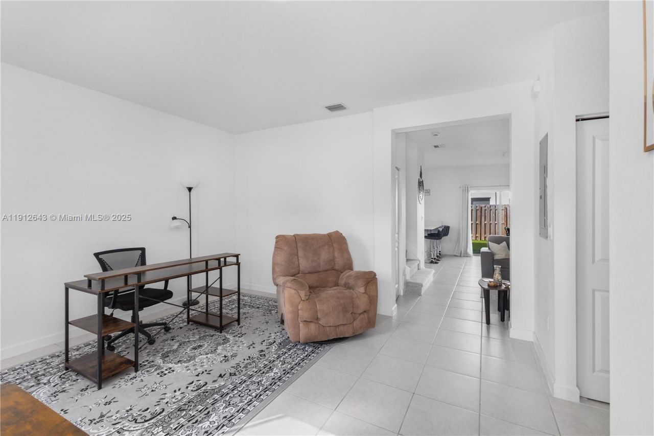 12150 NW 23rd Ct, Miami, FL 33167 Photo