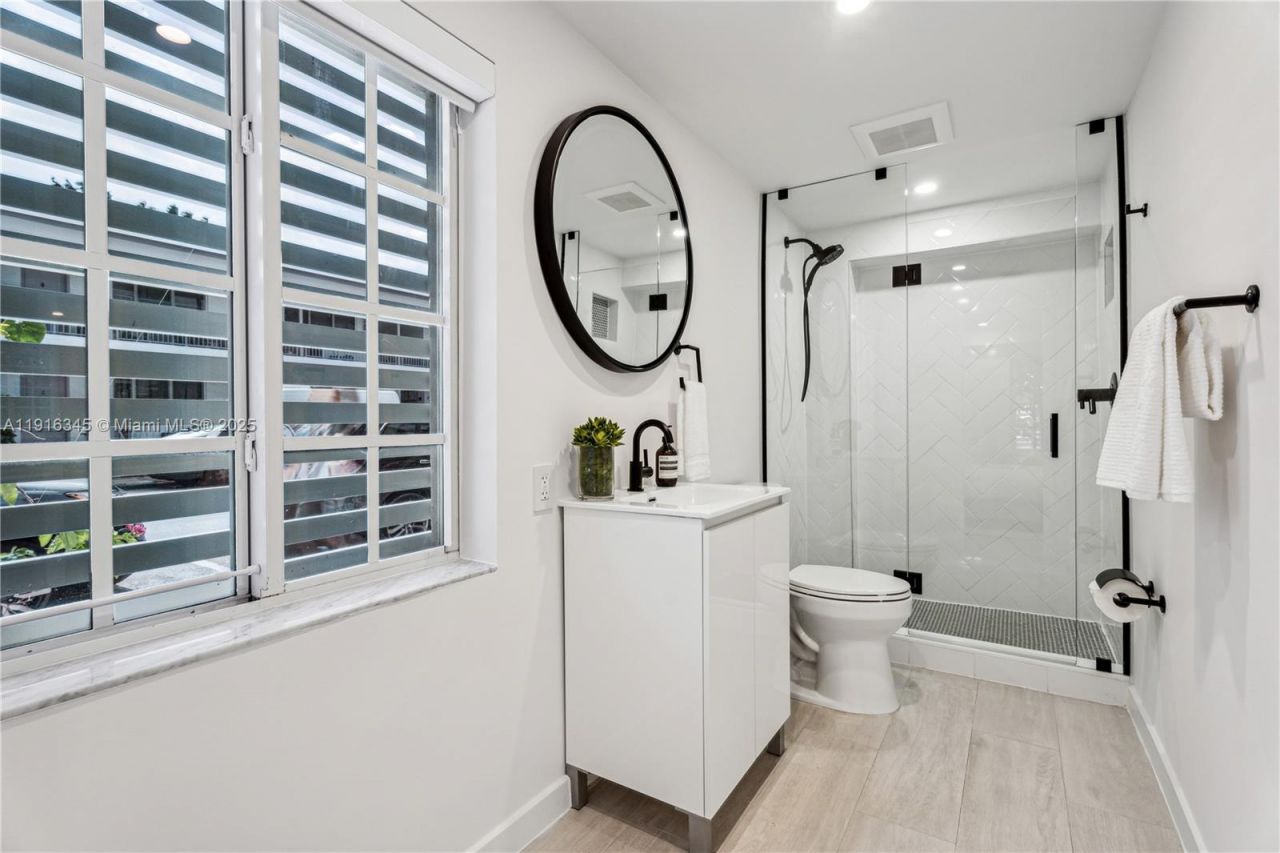 1231 15th Ter, Unit 5, Miami Beach, FL 33139 Photo
