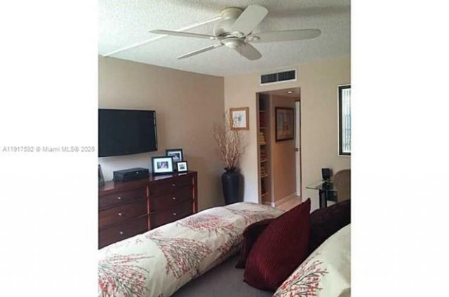 3475 N Country Club Dr, Unit 514, Aventura, FL 33180 Photo