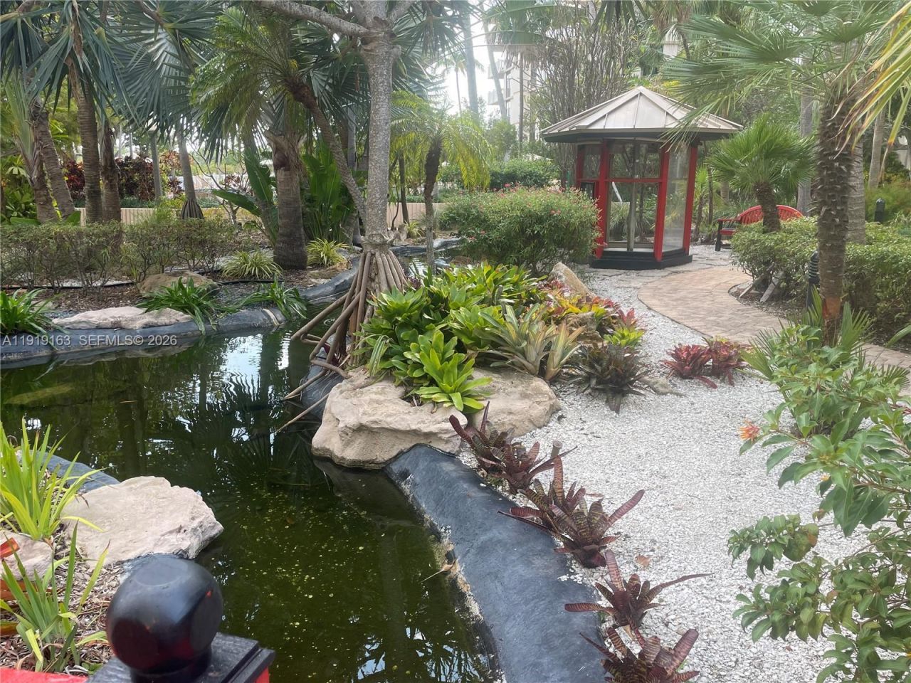 1121 Crandon Blvd, Unit D404, Key Biscayne, FL 33149 Photo