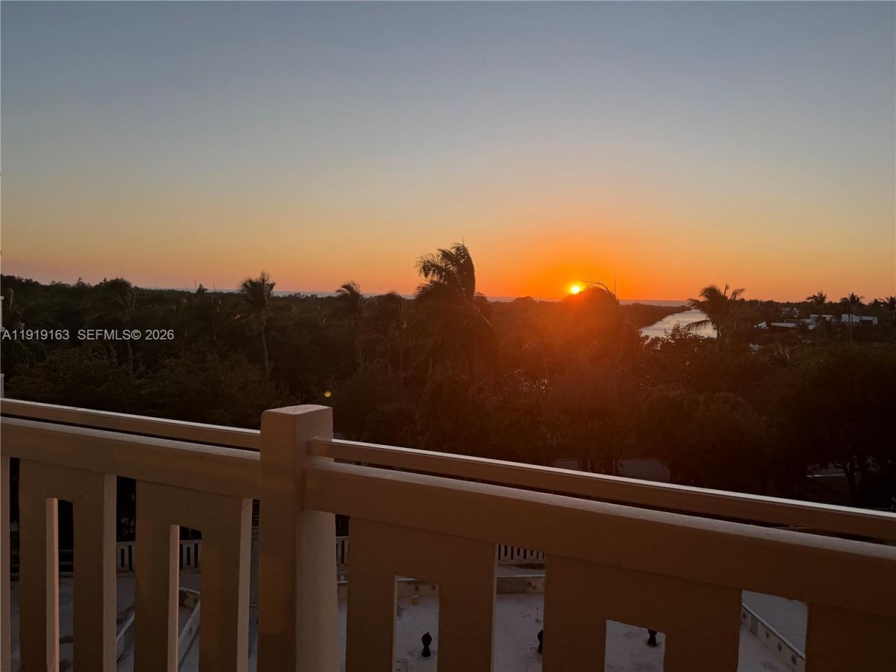 1121 Crandon Blvd, Unit D404, Key Biscayne, FL 33149 Photo