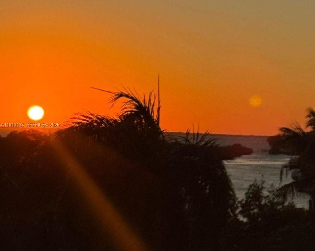 1121 Crandon Blvd, Unit D404, Key Biscayne, FL 33149 Photo