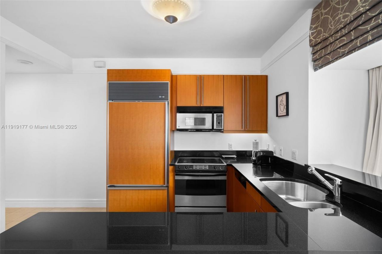 1435 Brickell Ave, Unit 3412, Miami, FL 33131 Photo