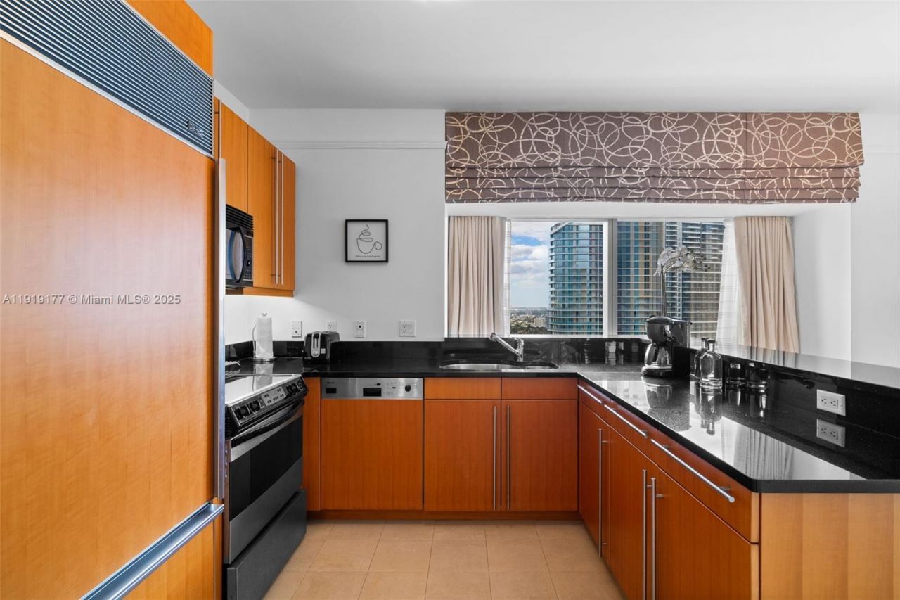 1435 Brickell Ave, Unit 3412, Miami, FL 33131 Photo