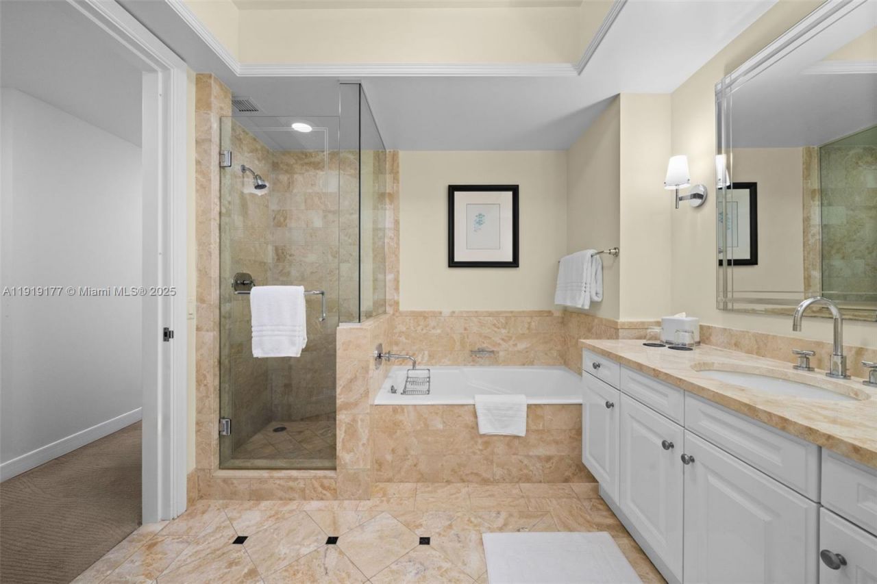 1435 Brickell Ave, Unit 3412, Miami, FL 33131 Photo