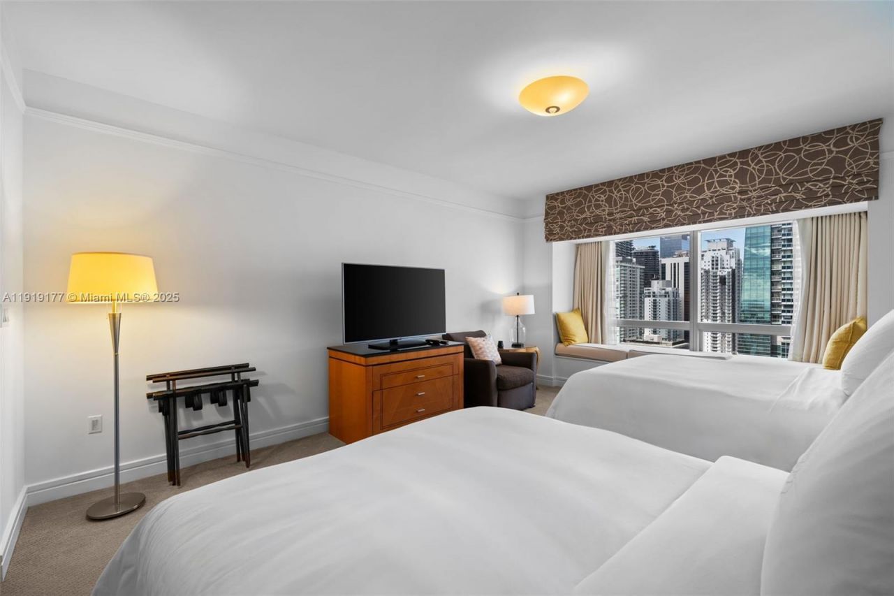 1435 Brickell Ave, Unit 3412, Miami, FL 33131 Photo