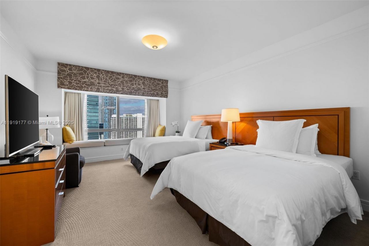 1435 Brickell Ave, Unit 3412, Miami, FL 33131 Photo