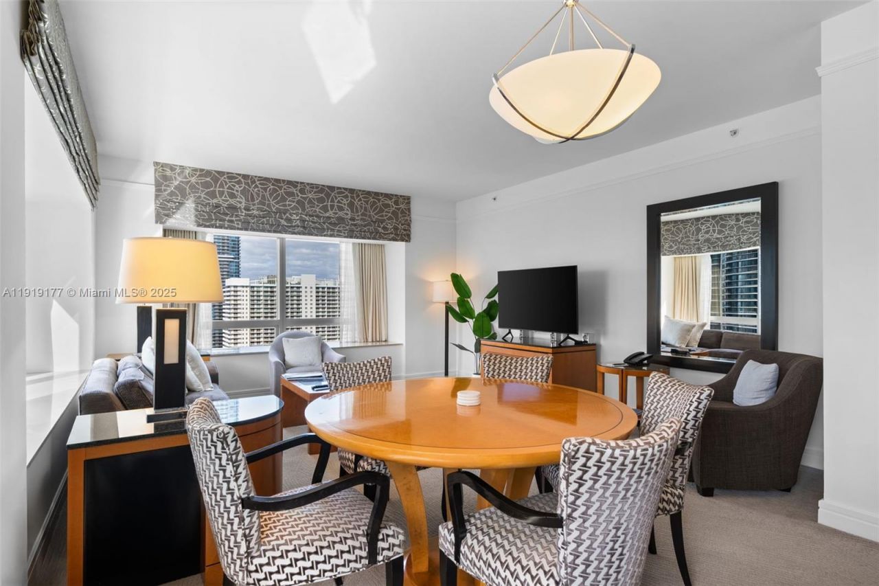 1435 Brickell Ave, Unit 3412, Miami, FL 33131 Photo