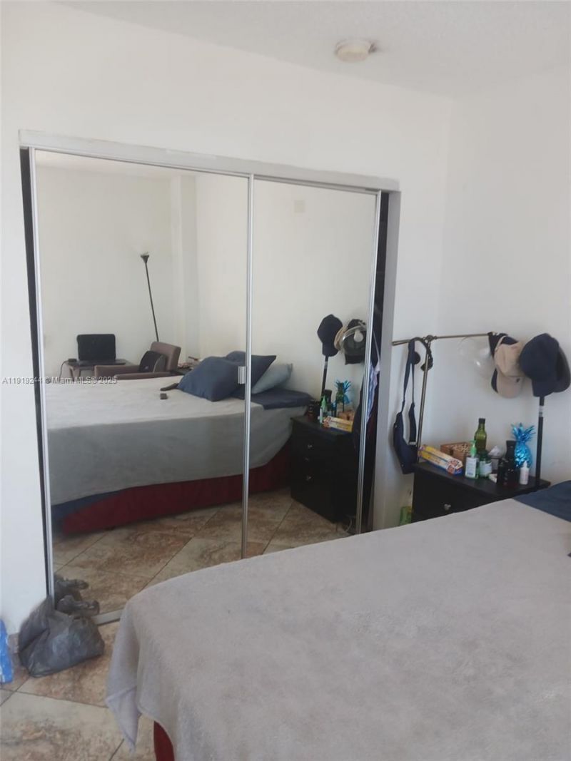 3701 N Country Club Dr, Unit 706, Aventura, FL 33180 Photo