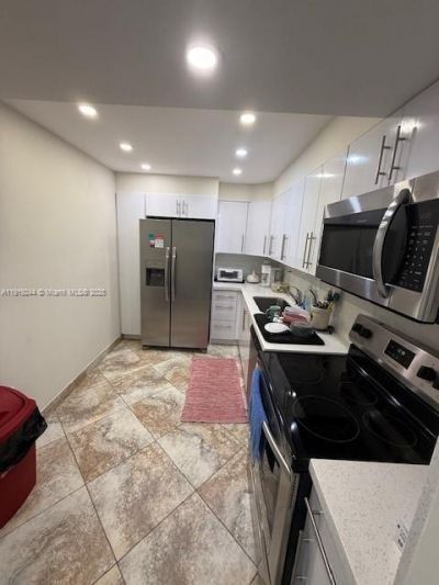 3701 N Country Club Dr, Unit 706, Aventura, FL 33180 Photo