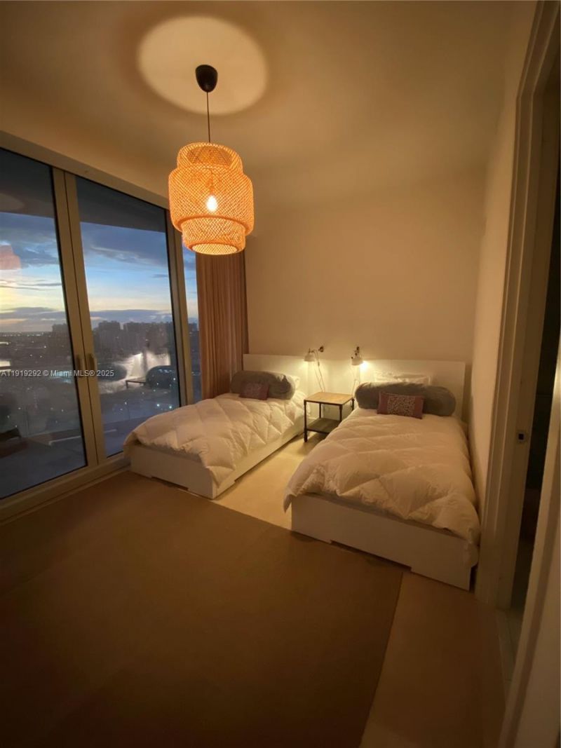 16901 Collins Ave, Unit 2203, Sunny Isles Beach, FL 33160 Photo