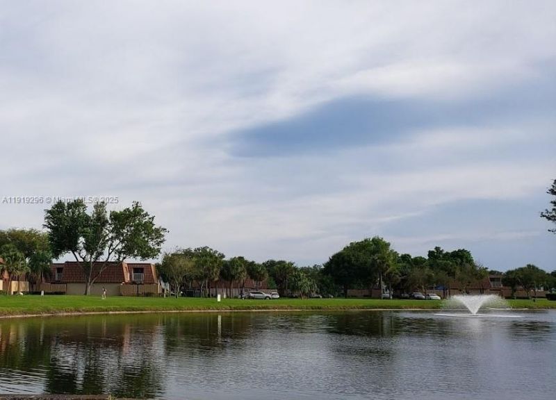 513 Green Springs Place, Unit 513, West Palm Beach, FL 33409 Photo