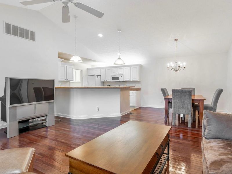 1286 Stonehill Lane, Lancaster, OH 43130 Photo 5