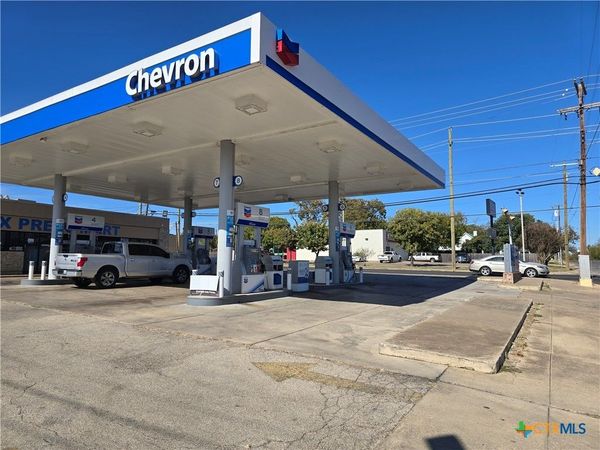 907 N Gray Street , Killeen, TX 76541