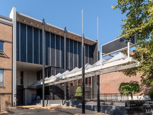 3914 Lindell Boulevard, St Louis, MO 63108