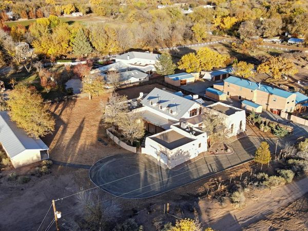 337 W Camino Del Oro, Corrales, NM 87048