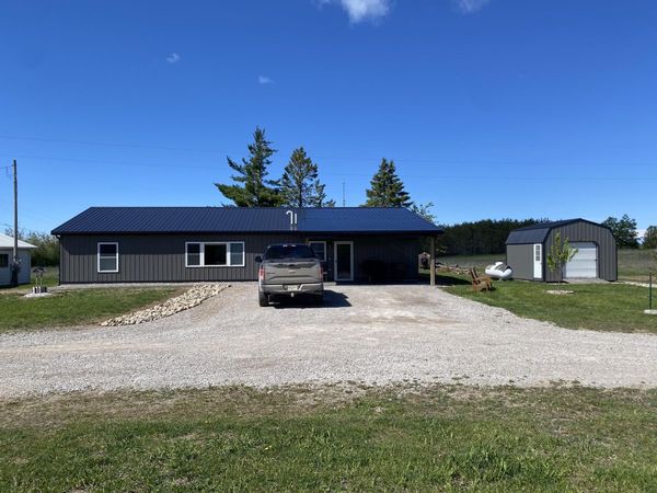 7557 Loop Road, Posen, MI 49776