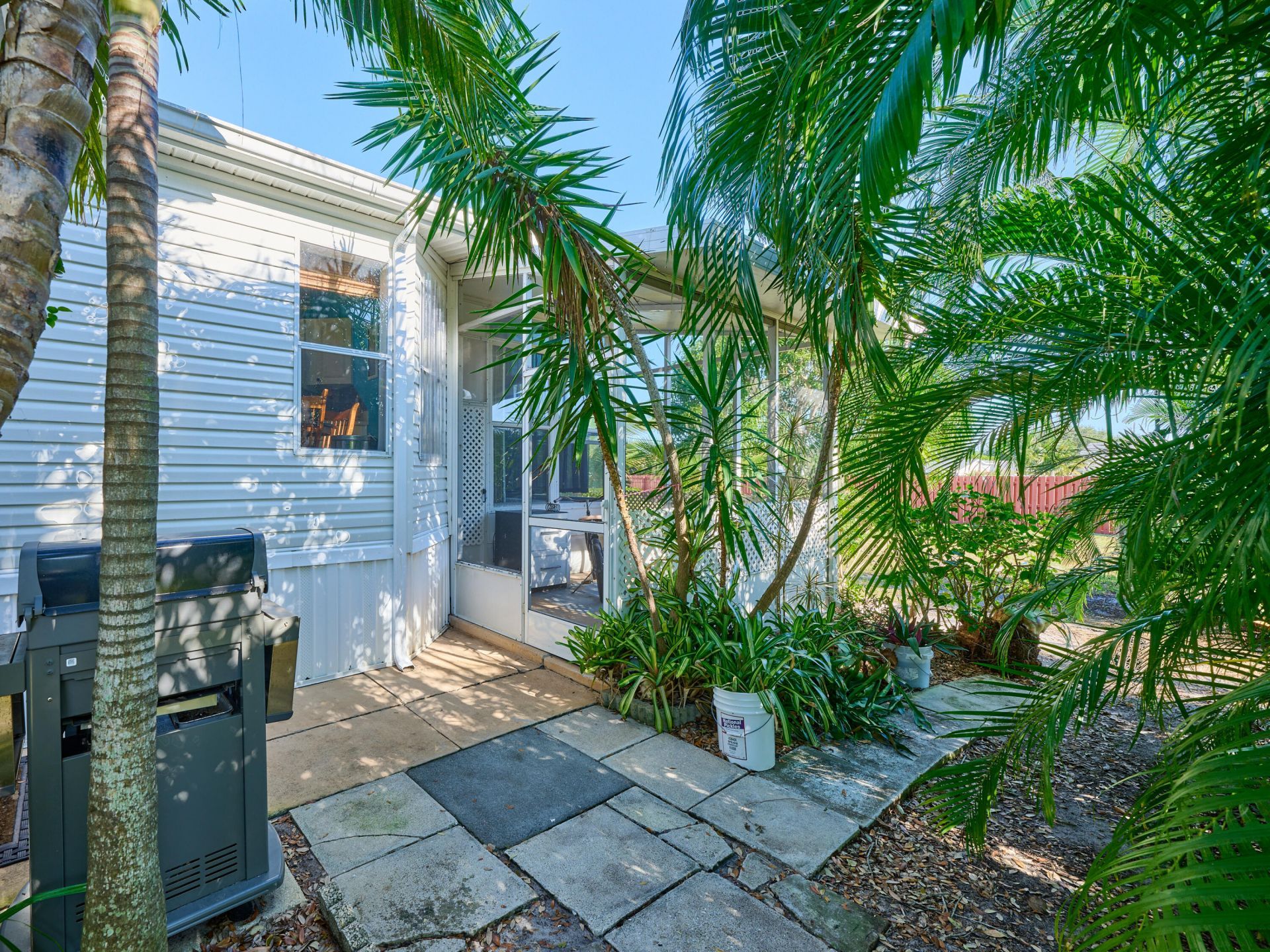 11055 SE Federal Highway, Unit 86, Hobe Sound, FL 33455 Photo