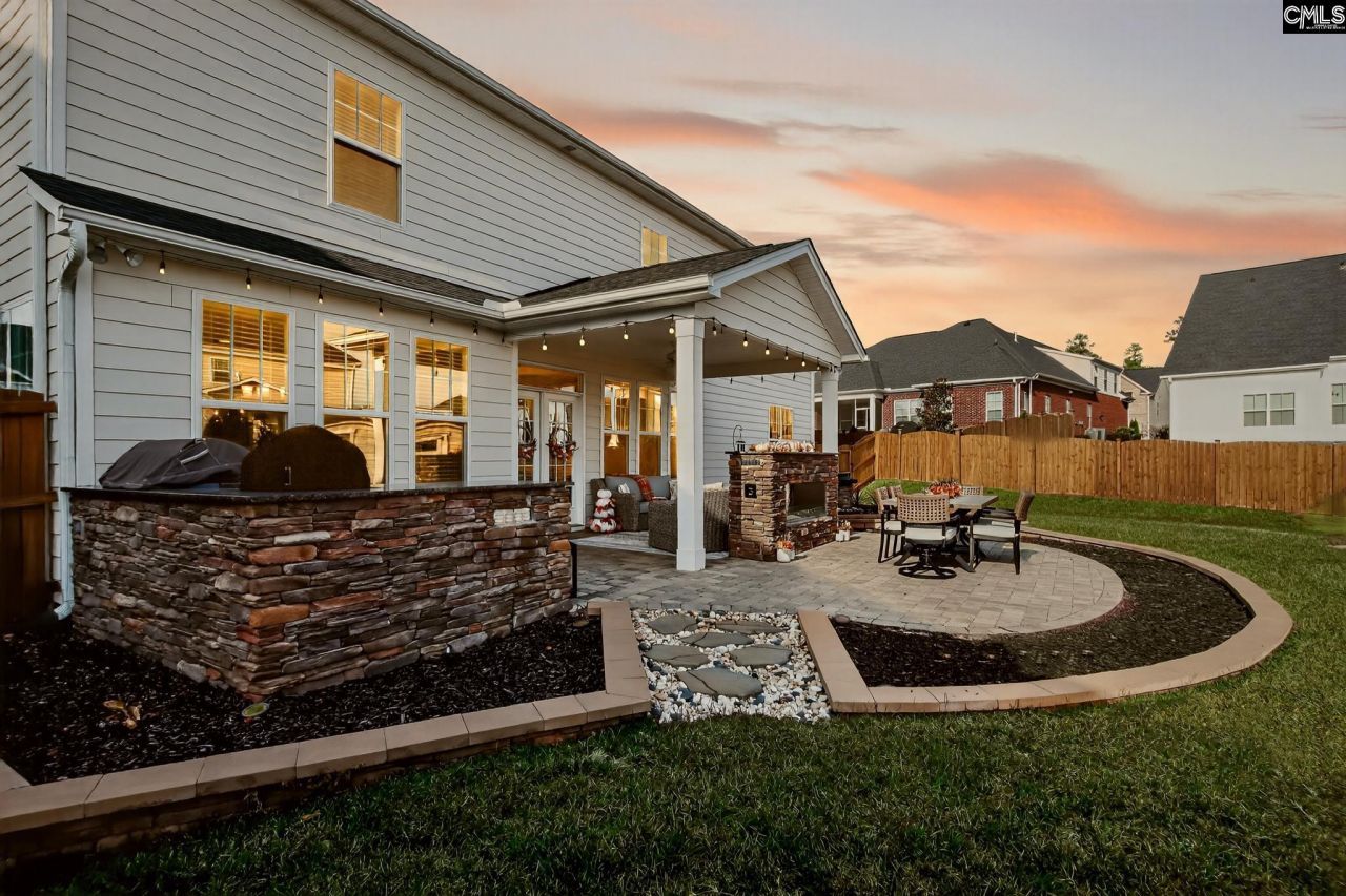 2130 Ludlow Place Photo 4