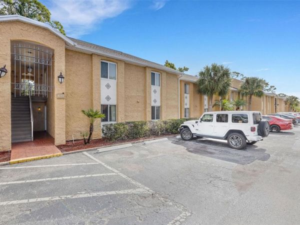 1737 PARAKEET WAY, Unit 608, SARASOTA, FL 34232