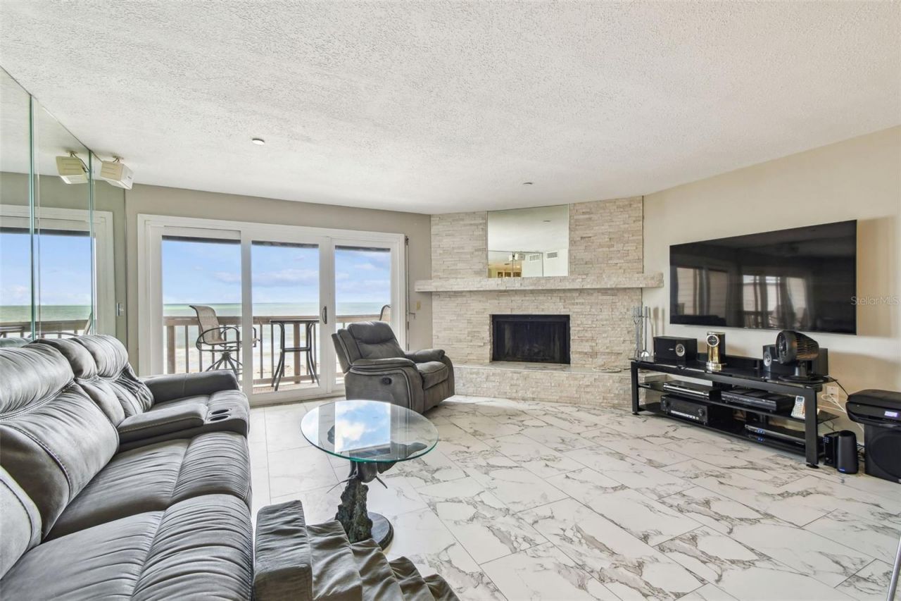 19010 Gulf Boulevard, Unit 203, Indian Shores, FL 33785 Photo