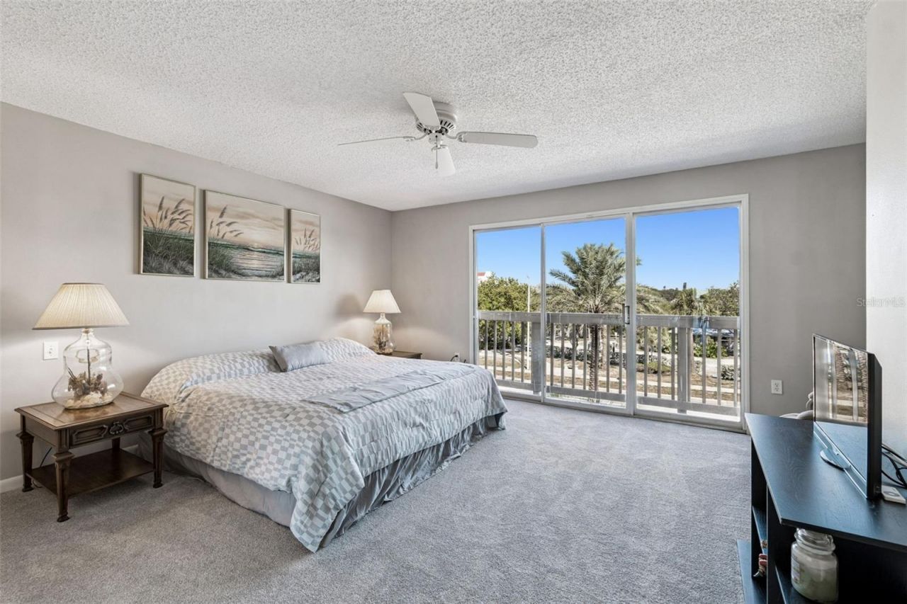 19010 Gulf Boulevard, Unit 203, Indian Shores, FL 33785 Photo
