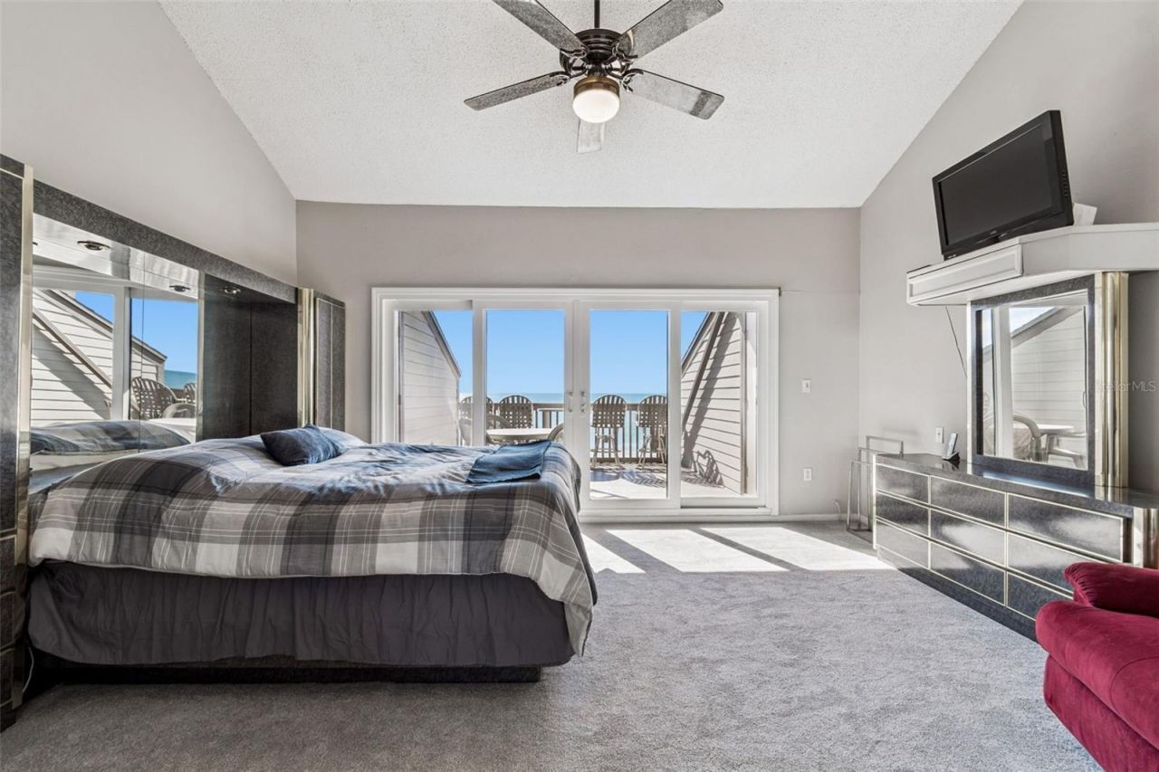 19010 Gulf Boulevard, Unit 203, Indian Shores, FL 33785 Photo