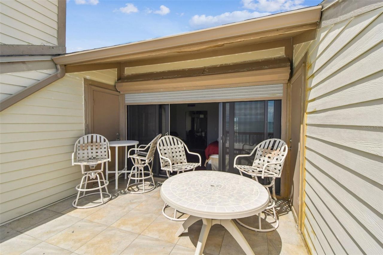 19010 Gulf Boulevard, Unit 203, Indian Shores, FL 33785 Photo