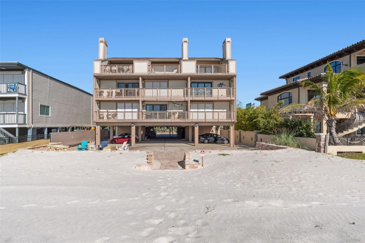 19010 Gulf Boulevard, Unit 203, Indian Shores, FL 33785 Photo