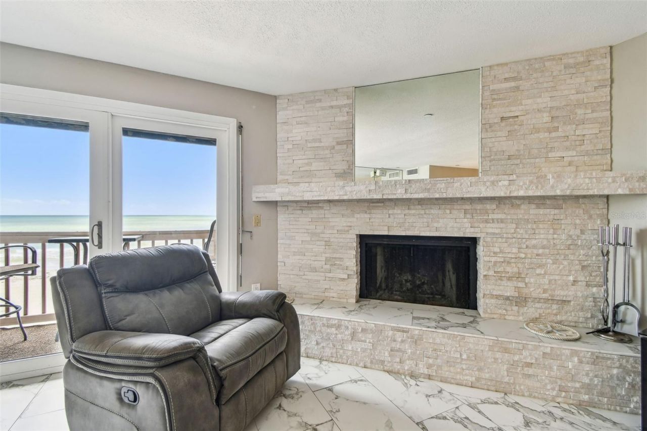 19010 Gulf Boulevard, Unit 203, Indian Shores, FL 33785 Photo