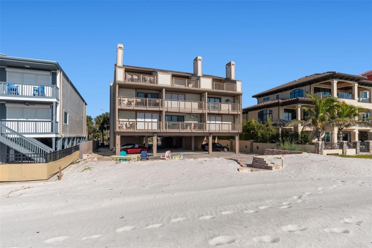 19010 Gulf Boulevard, Unit 203, Indian Shores, FL 33785 Photo