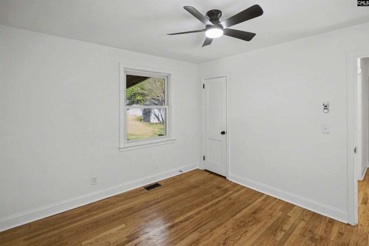 3847 Montgomery Avenue Photo 13